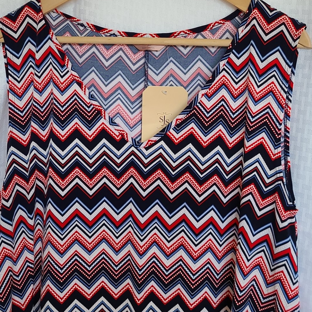 SJS Sleeveless Dress NWT Zigzag print Swing Skirt